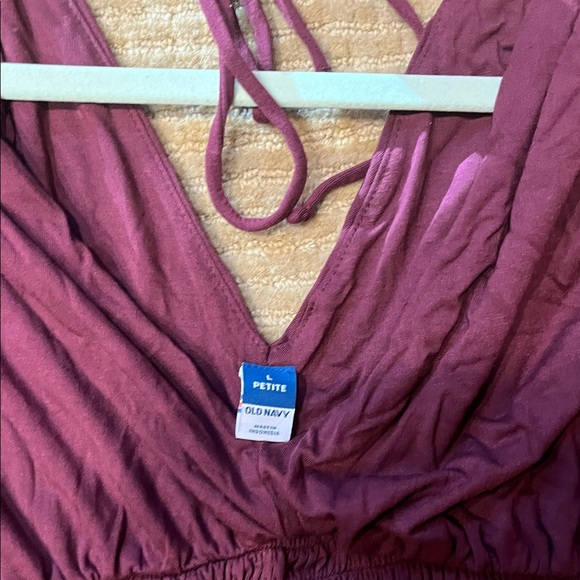 NWT Old Navy Burgundy V-Neck Jumpsuit - Picture 4 of 5